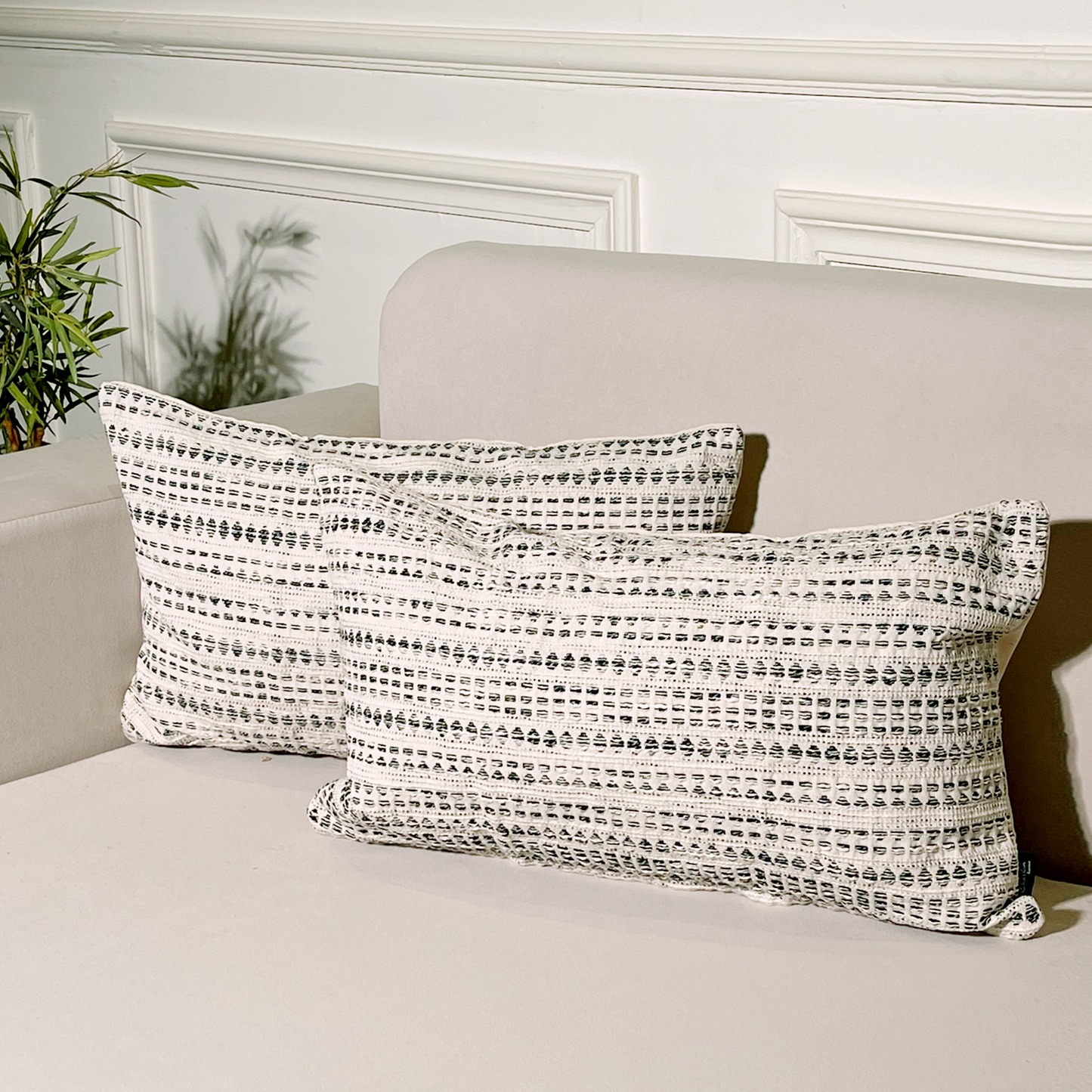 Lana Pillow Cover Set Of 2 - Ivory-Black, 12''x20''