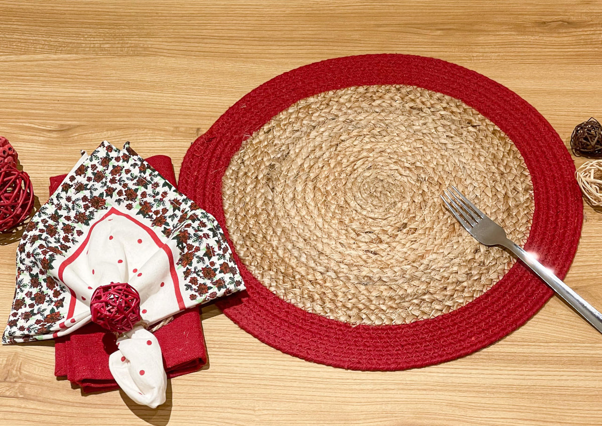 HOLLY NAPKIN SET OF 6, RED-WHITE-GREEN, 18''x18''