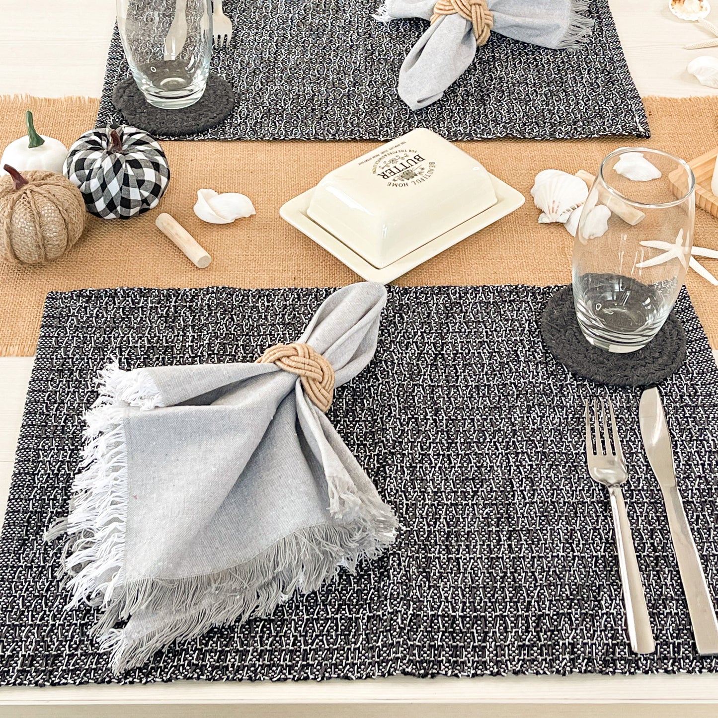 HONEYCOMB PLACEMATS SET OF 6, Black-Grey, 13''x19''.