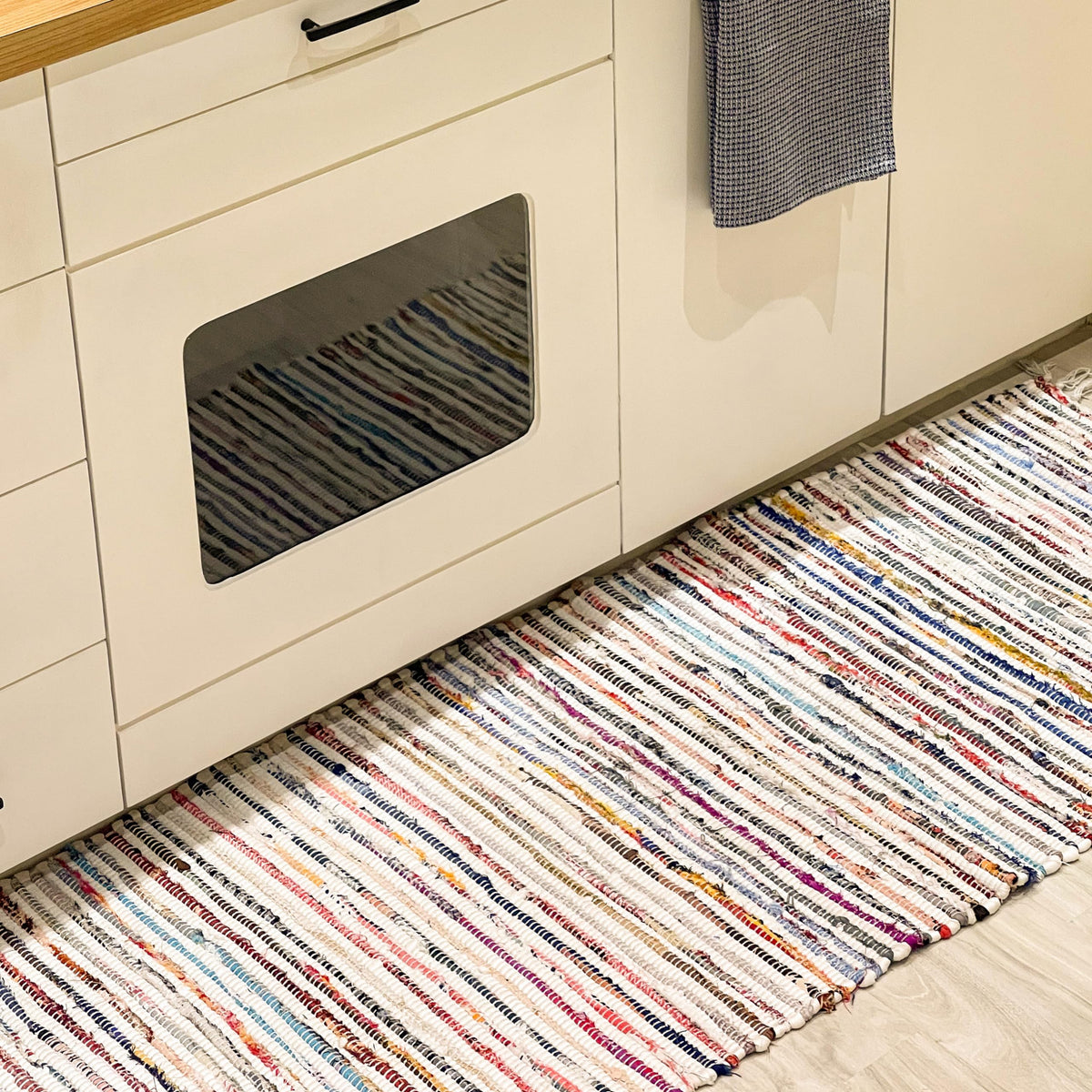 WHITE MULTI CHINDI RUNNER, MULTI, 2' x 5'.