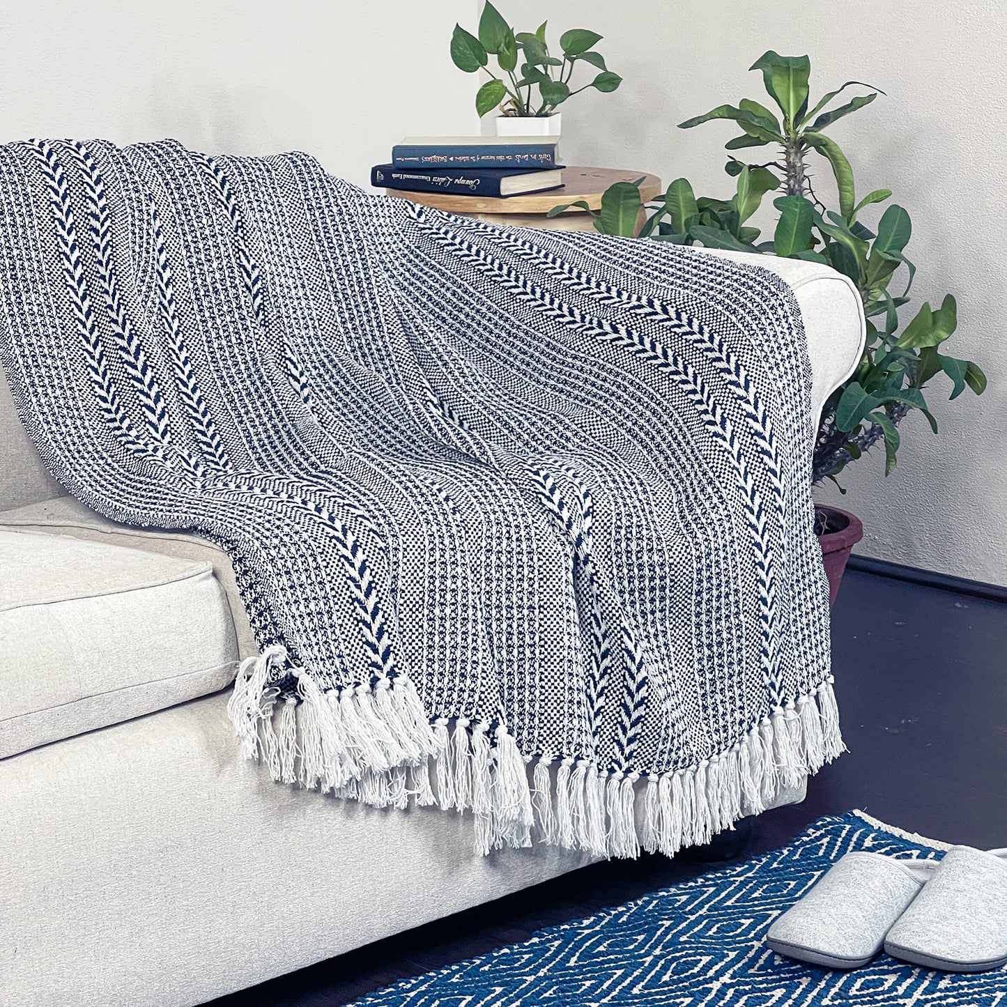 BRAIDED WAFFLE THROW, NAVY-WHITE, 50''x60''
