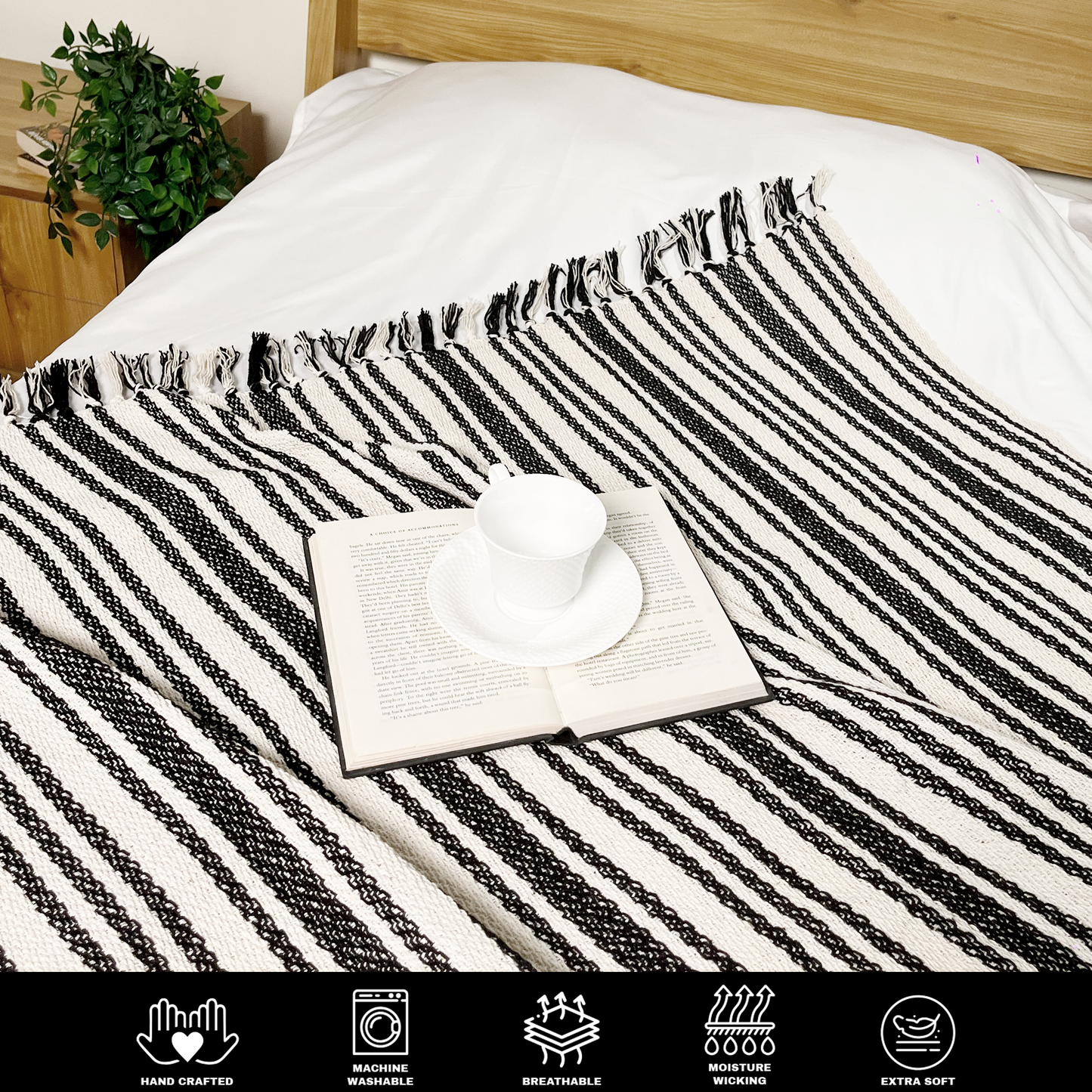 STOCKHOLM THROW, BLACK-IVORY, 50''x60''