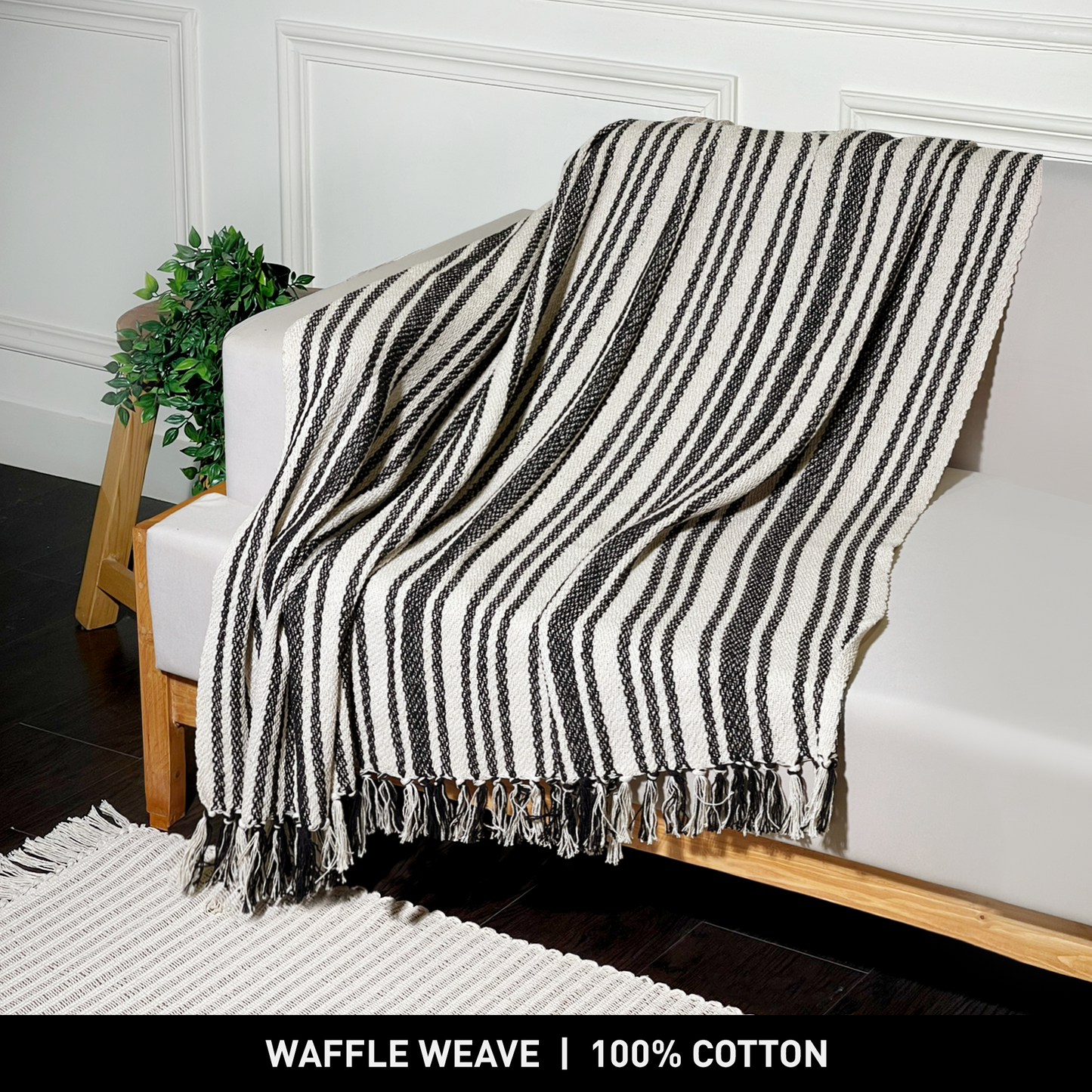 STOCKHOLM THROW, BLACK-IVORY, 50''x60''