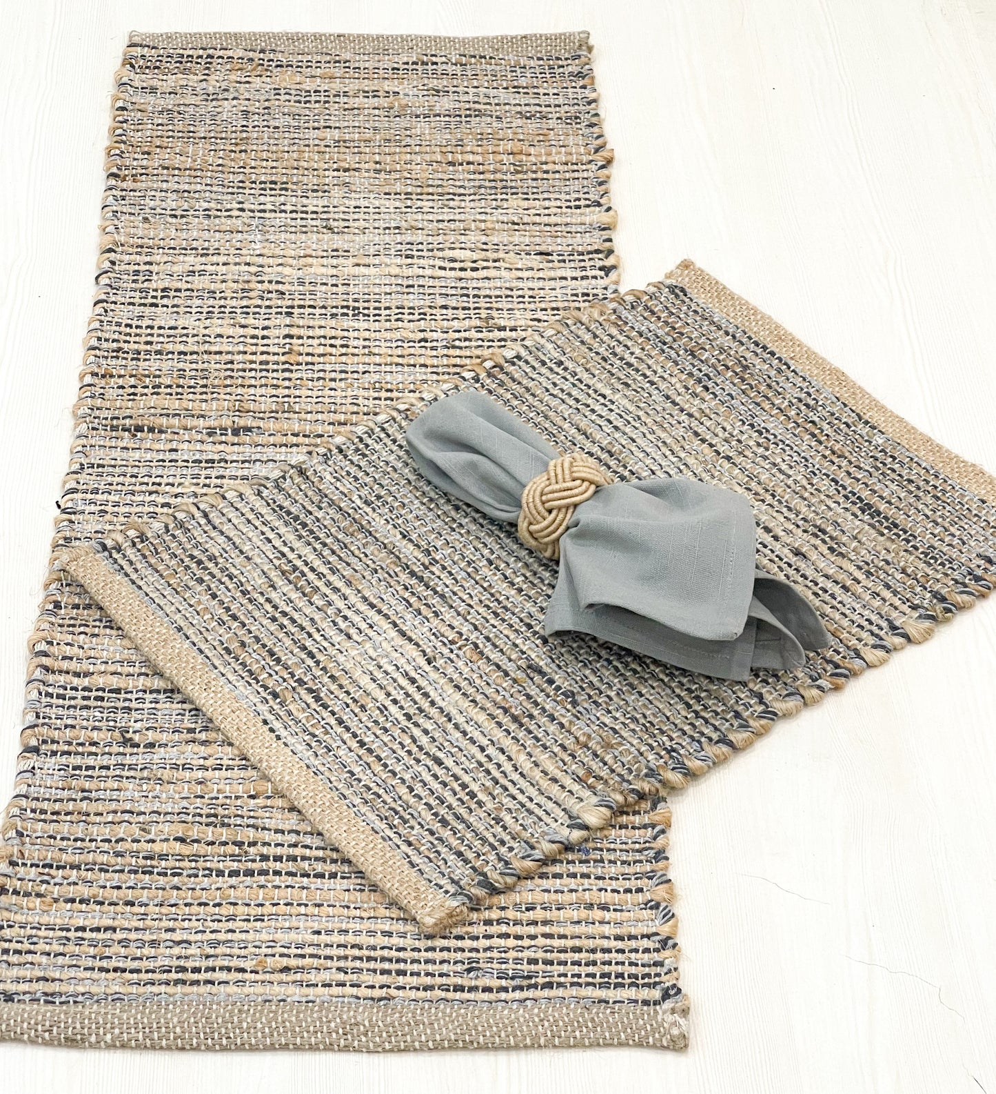 OMBRE TABLE RUNNER, NATURAL-GREY, 13''x48''.