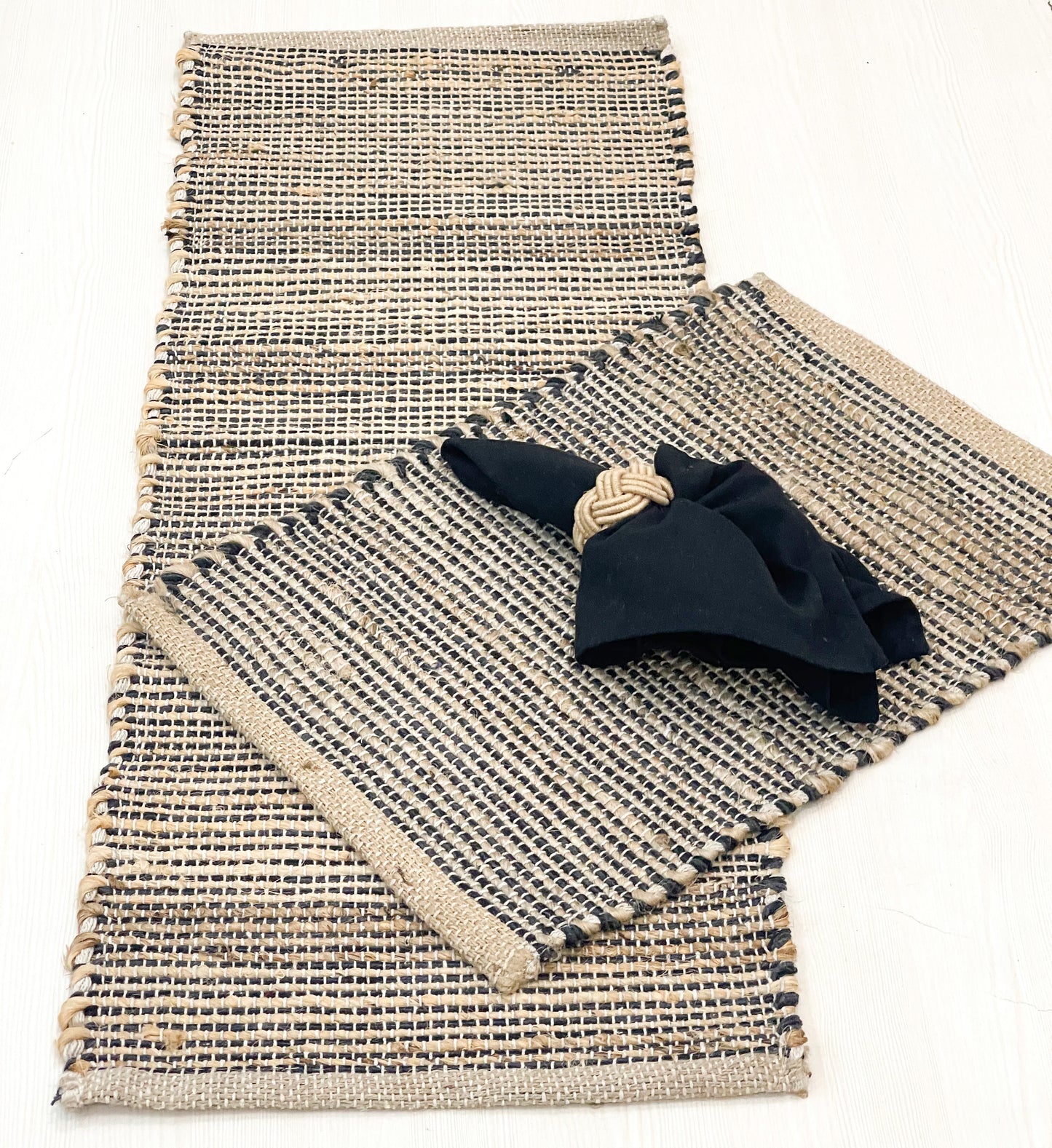 OMBRE TABLE RUNNER, NATURAL-GRAY CHARCOAL, 13''x48''.