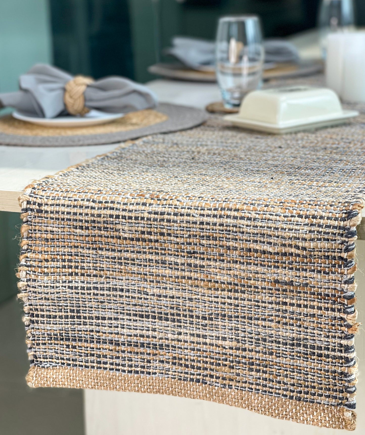 OMBRE TABLE RUNNER, NATURAL-GREY, 13''x90''.