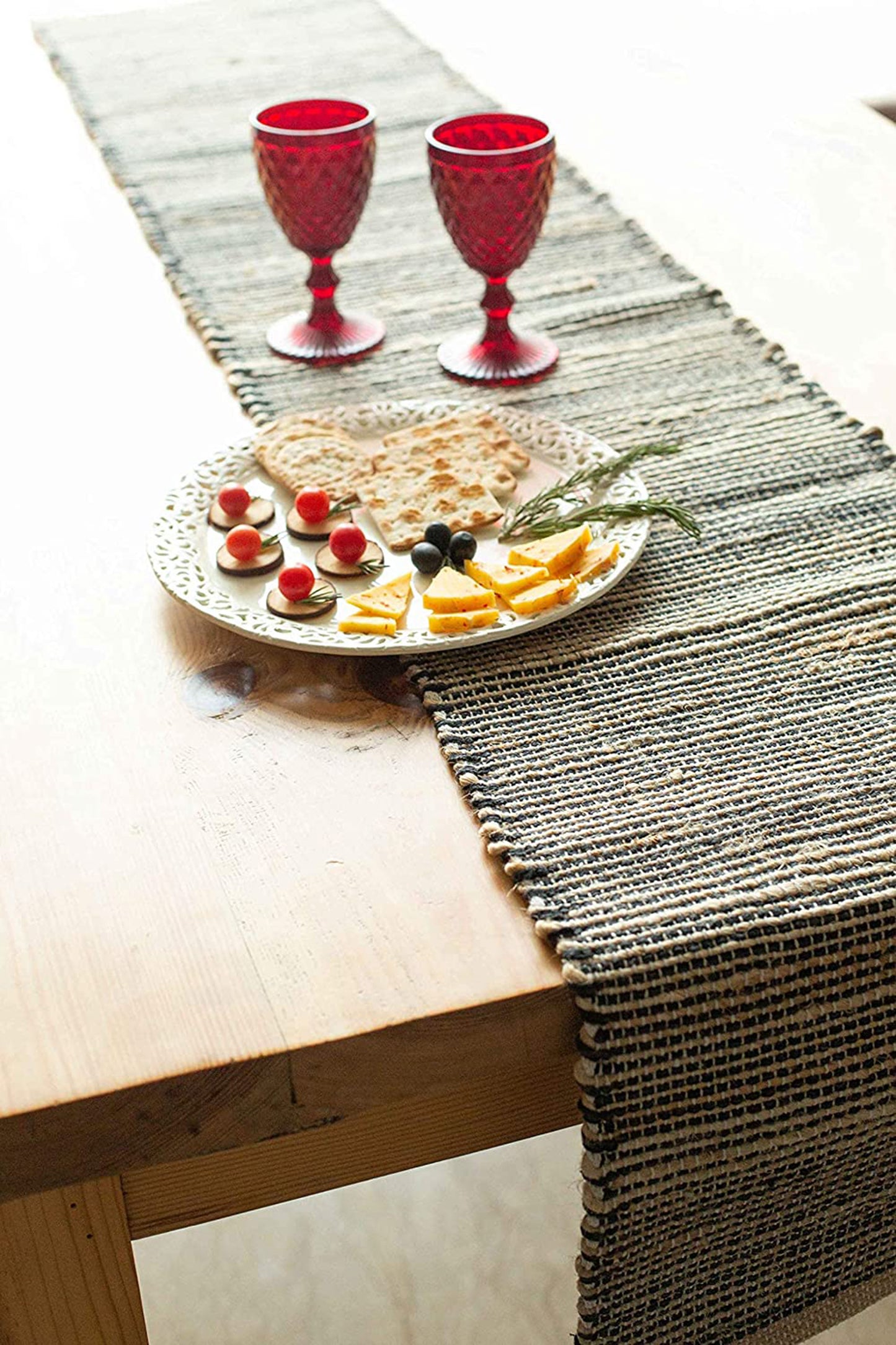 OMBRE TABLE RUNNER, NATURAL-GRAY CHARCOAL, 13''x90''.