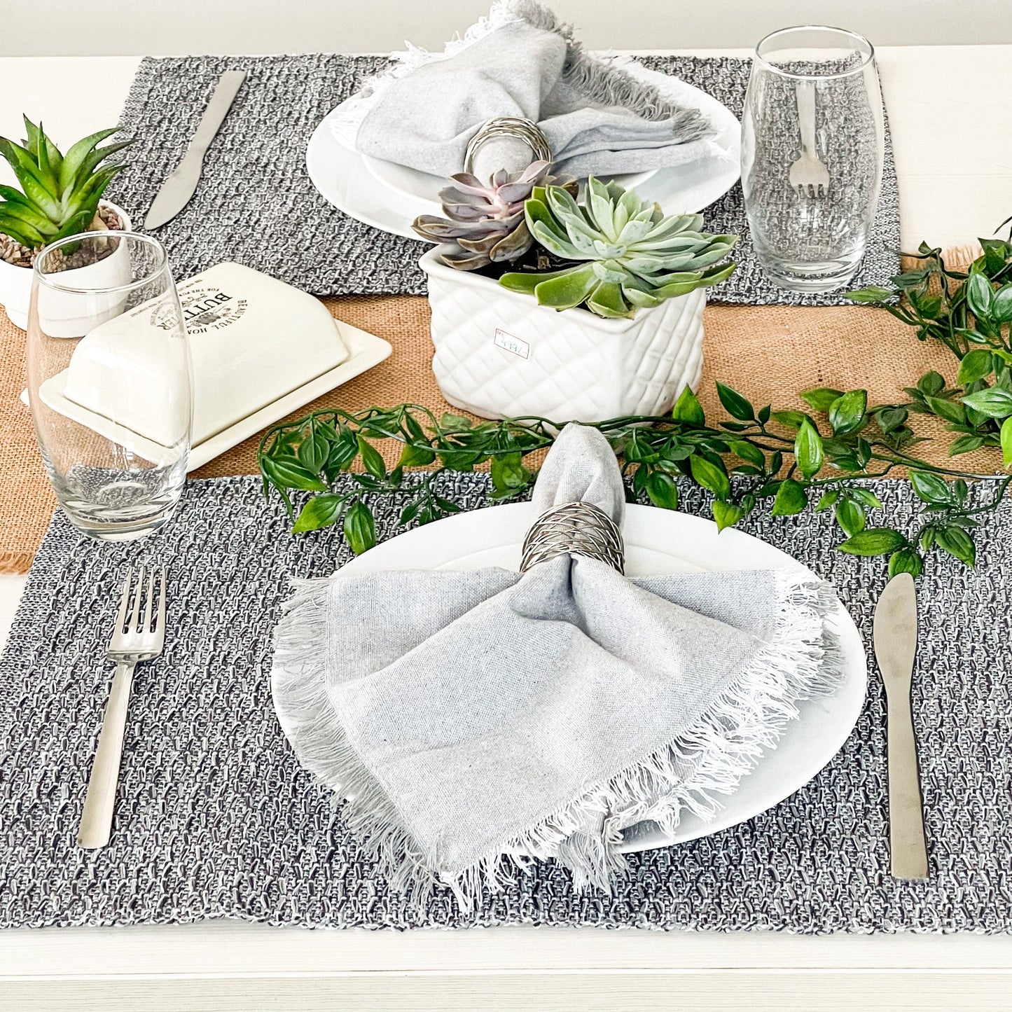 HONEYCOMB PLACEMATS SET OF 6, Greys, 13''x19''.