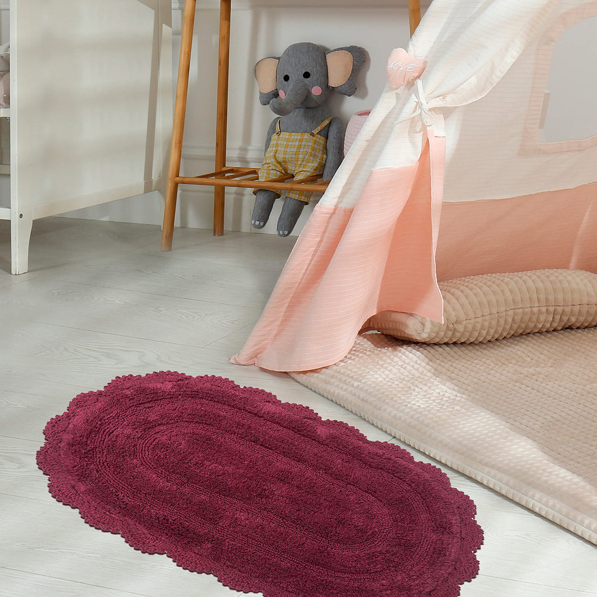Crochet Oval Bath Mat-Burgundy,21''X34''