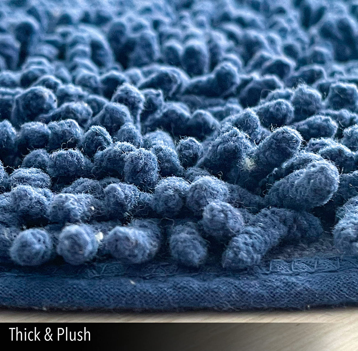 CHENILLE SHAGG ROUND  BATH MAT, 24'' RND, NAVY BLUE