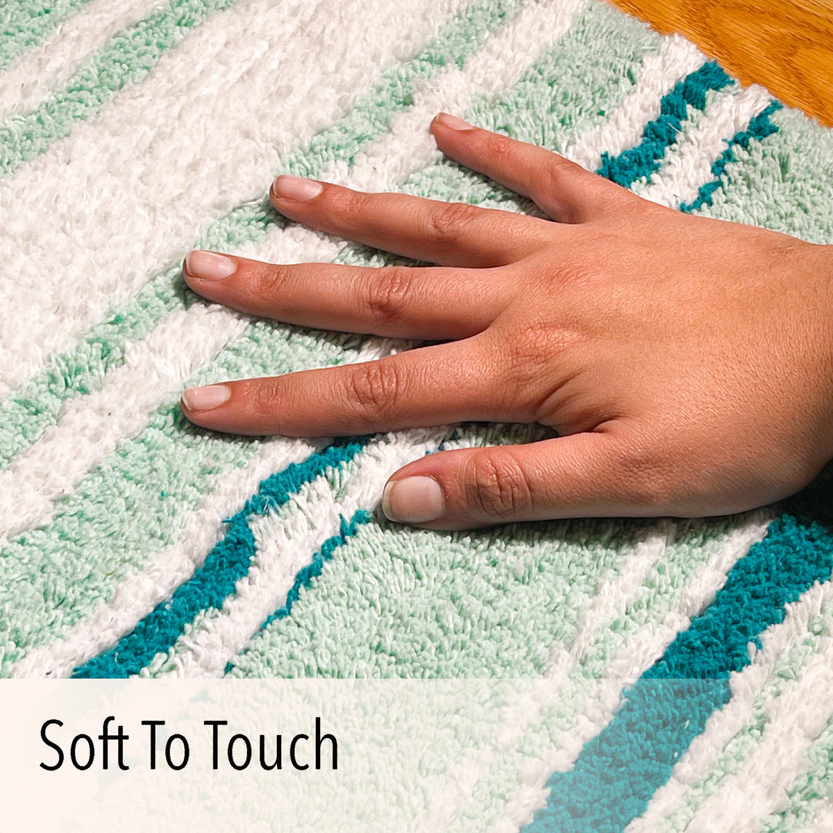 Maui Bath Mat - Teal-White, 21"x34"