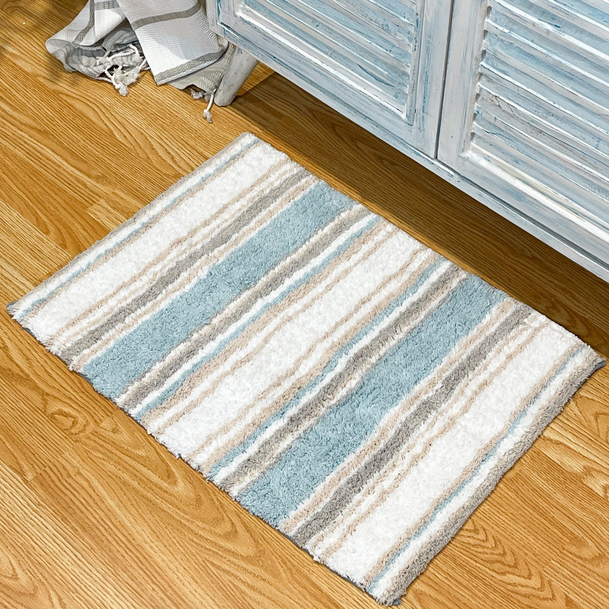 Maui Bath Mat - Coastal Blue/Beige/White, 17"x24"