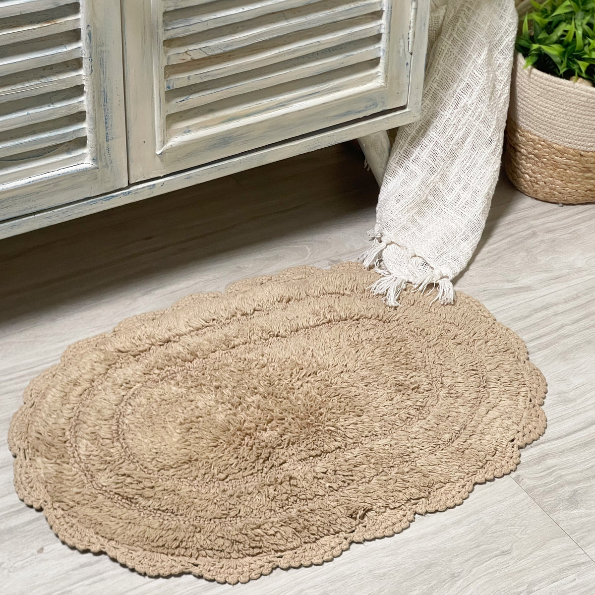 CROCHET OVAL BATH MAT, 17''x24'', BEIGE