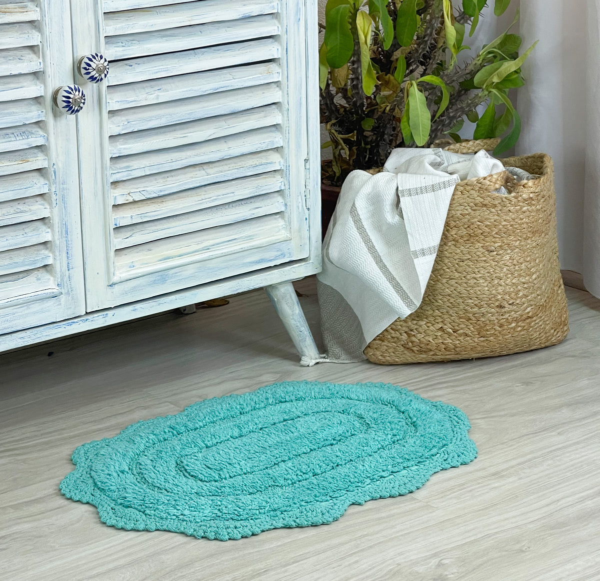 CROCHET OVAL BATH MAT, 17''x24'', TURQUOISE