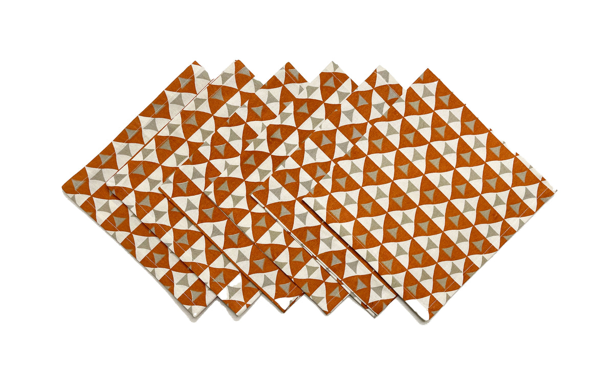 TRIANGLE NAPKIN SET OF 6, ORANGE-IVORY-BEIGE, 18''x18''