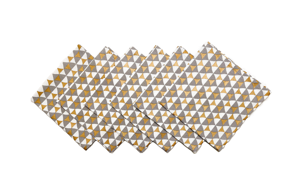 TRIANGLE NAPKIN SET OF 6, GREY-GOLD-WHITE, 18''x18''