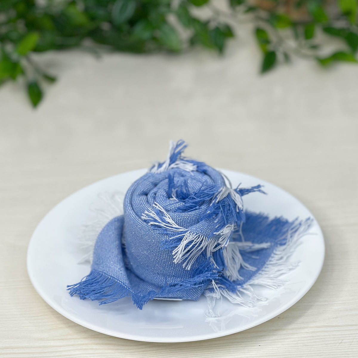 CHAMBRAY FRINGES NAPKINS SET OF 6-Blue-White, 18''x18''.