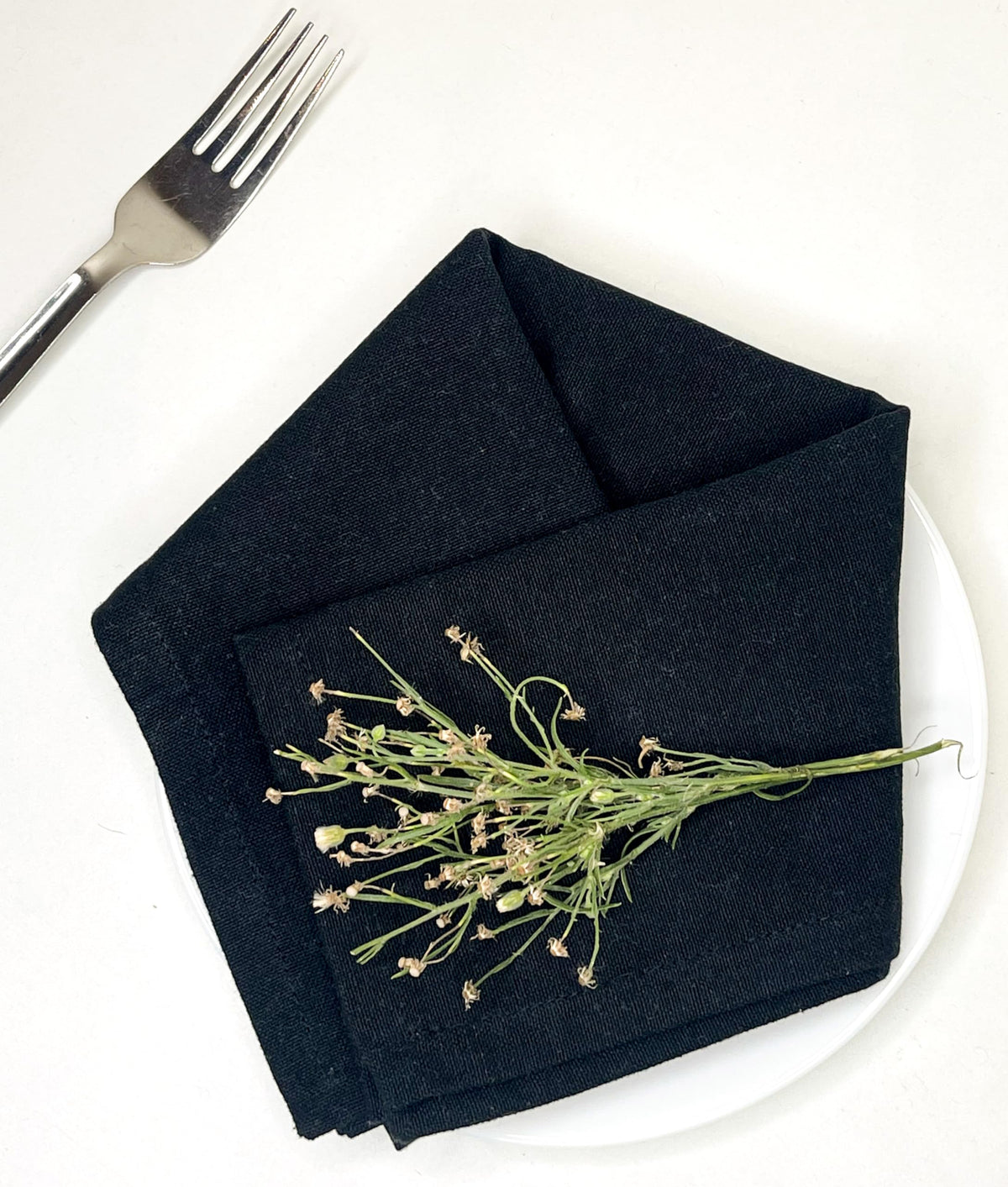 CLASSIC SOLID NAPKIN SET OF 6, Black, 18''x18''.