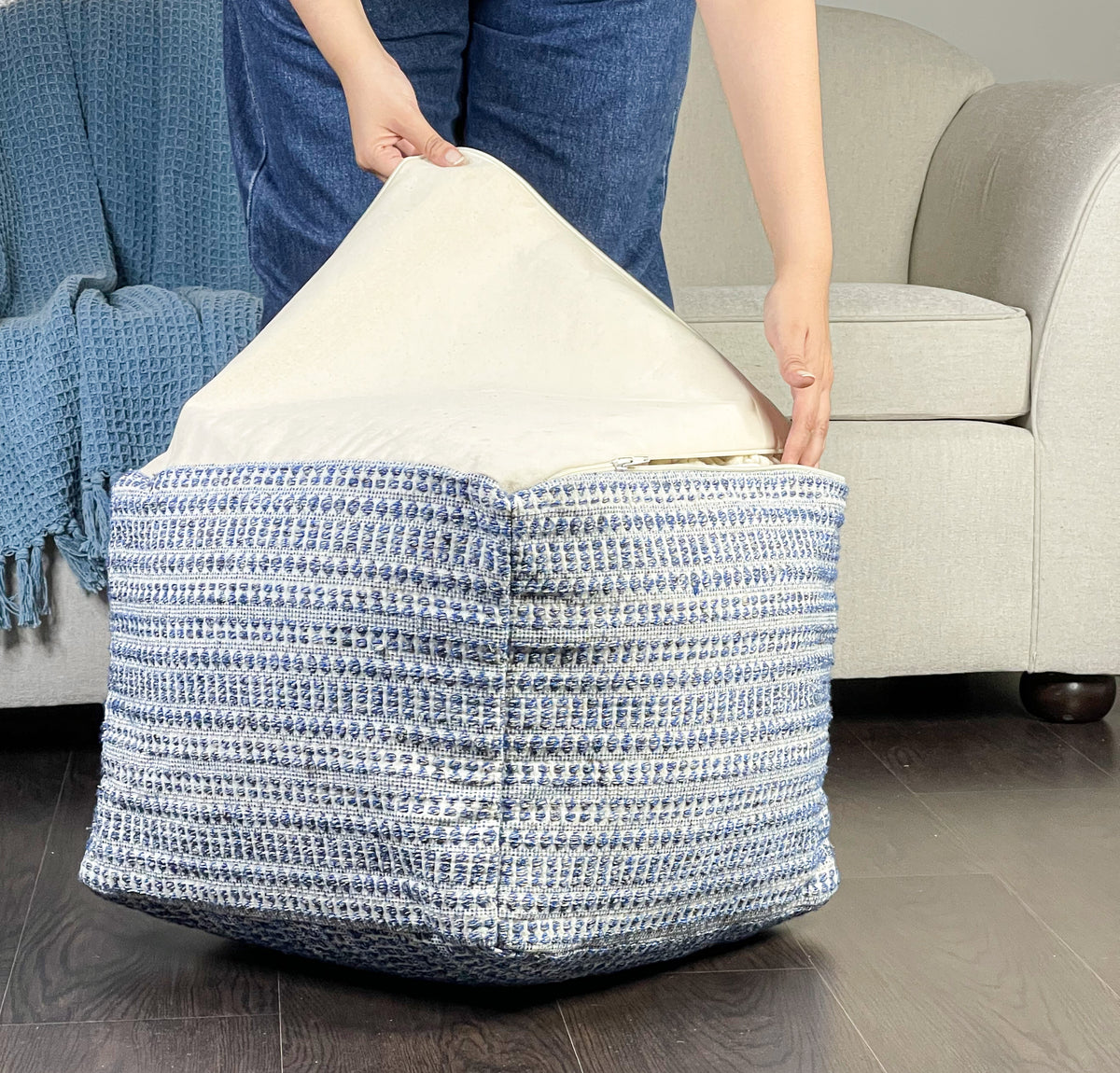 COTTON POUF COVER, BLUE-OFF WHITE, 16.5"x 16.5"x12.9"