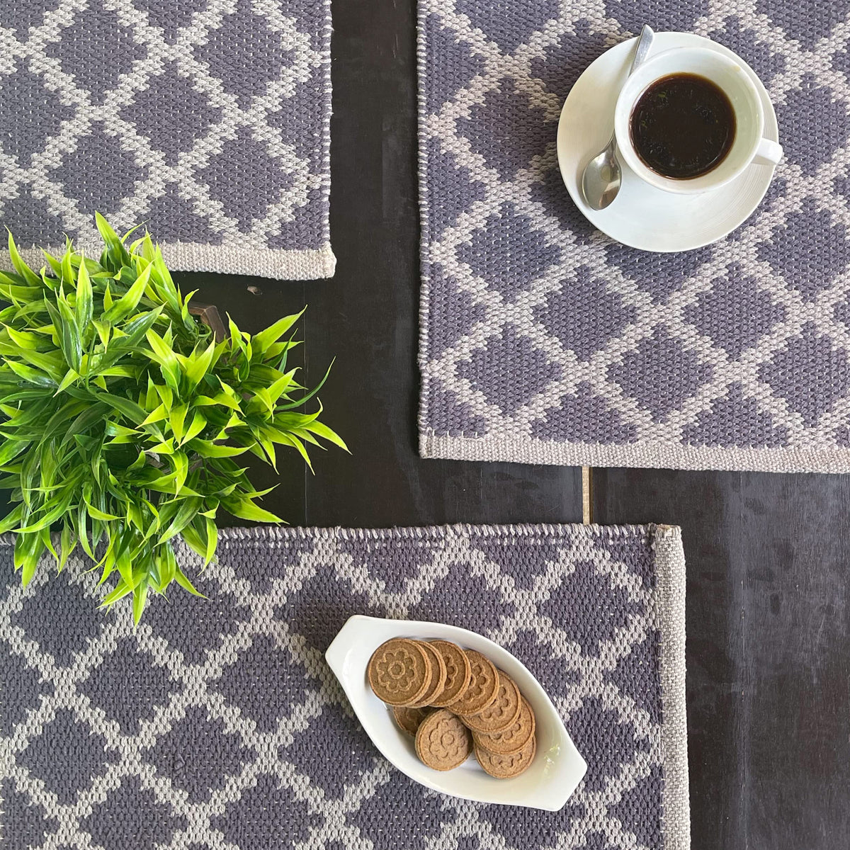 Morocco Placemats Set Of 4 - Gray/White, 13''x19''