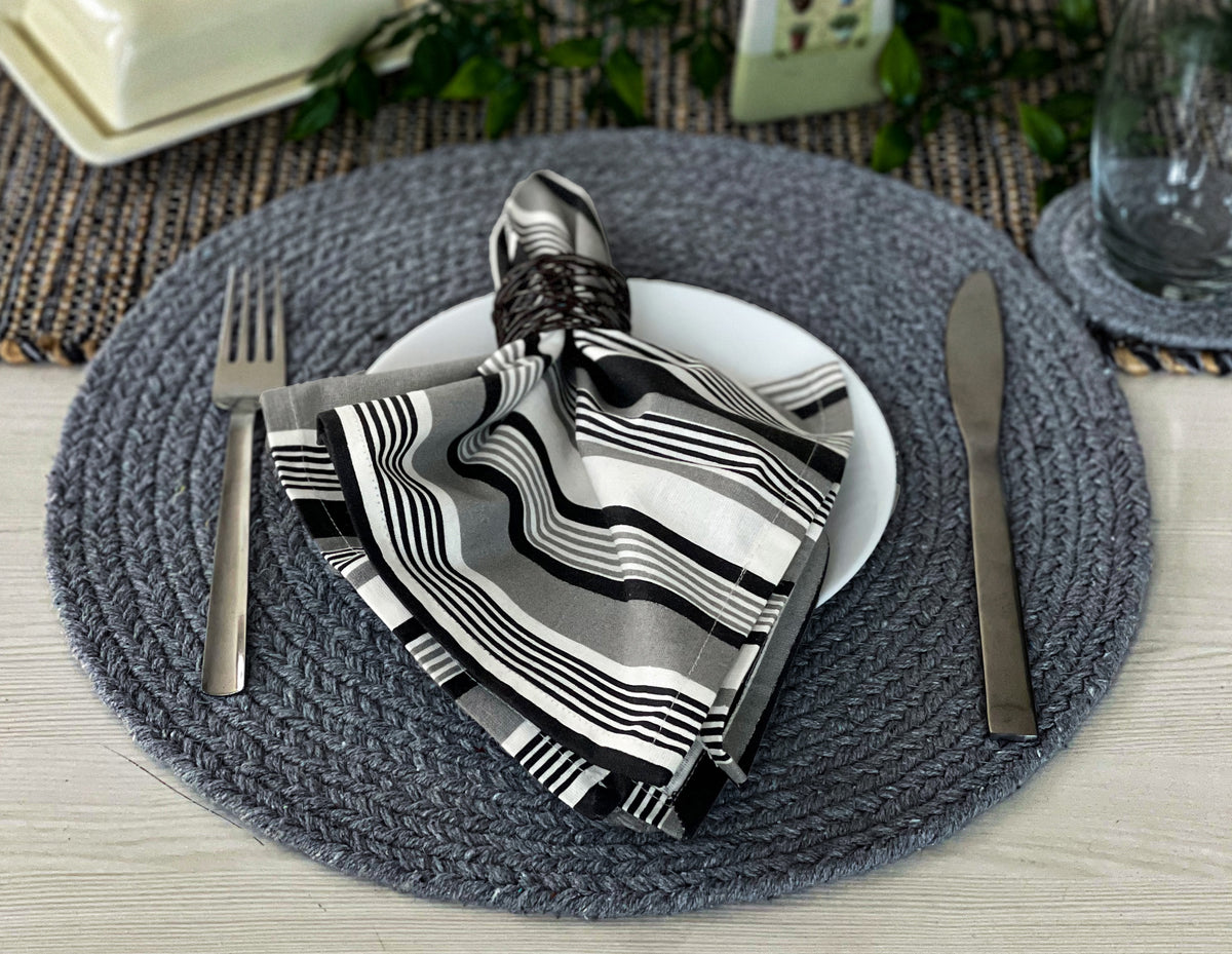 COTTON BRAIDED ROUND PLACEMATS SET OF 4, CHARCOAL, 15'‰۪x15''