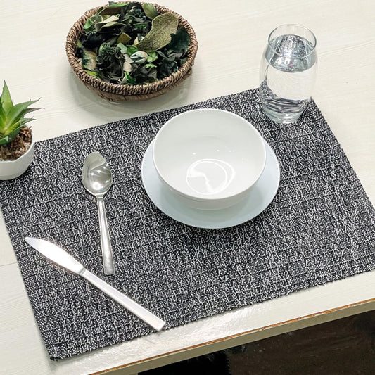 HONEYCOMB PLACEMATS SET OF 6, Black-Grey, 13''x19''.
