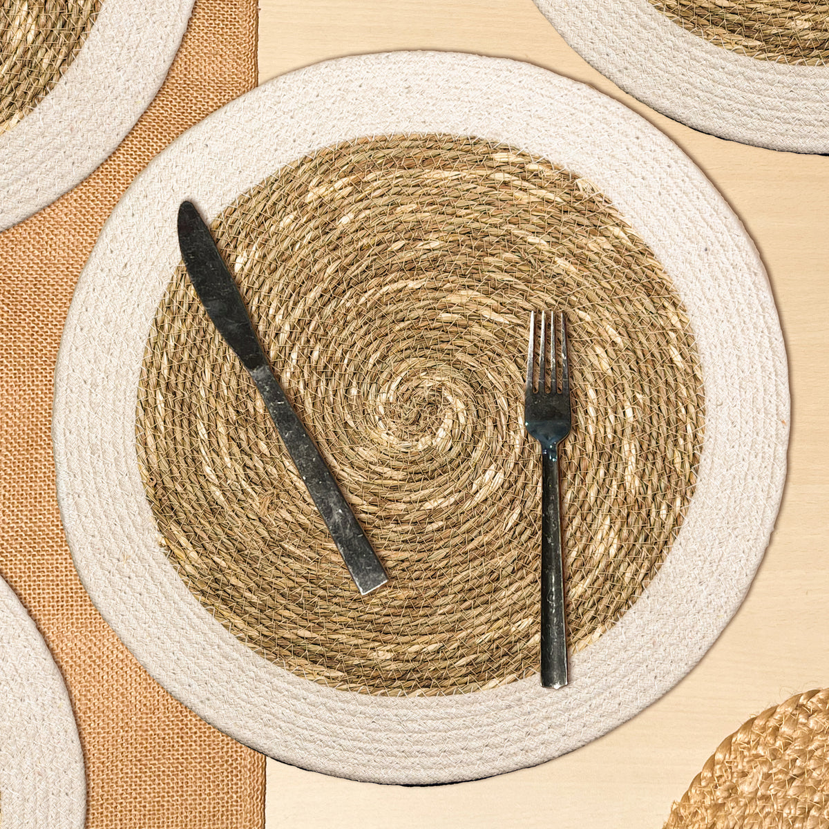 Seagrass Border Placemat Set of 4 - Natural-Ivory, 14'' Rnd.