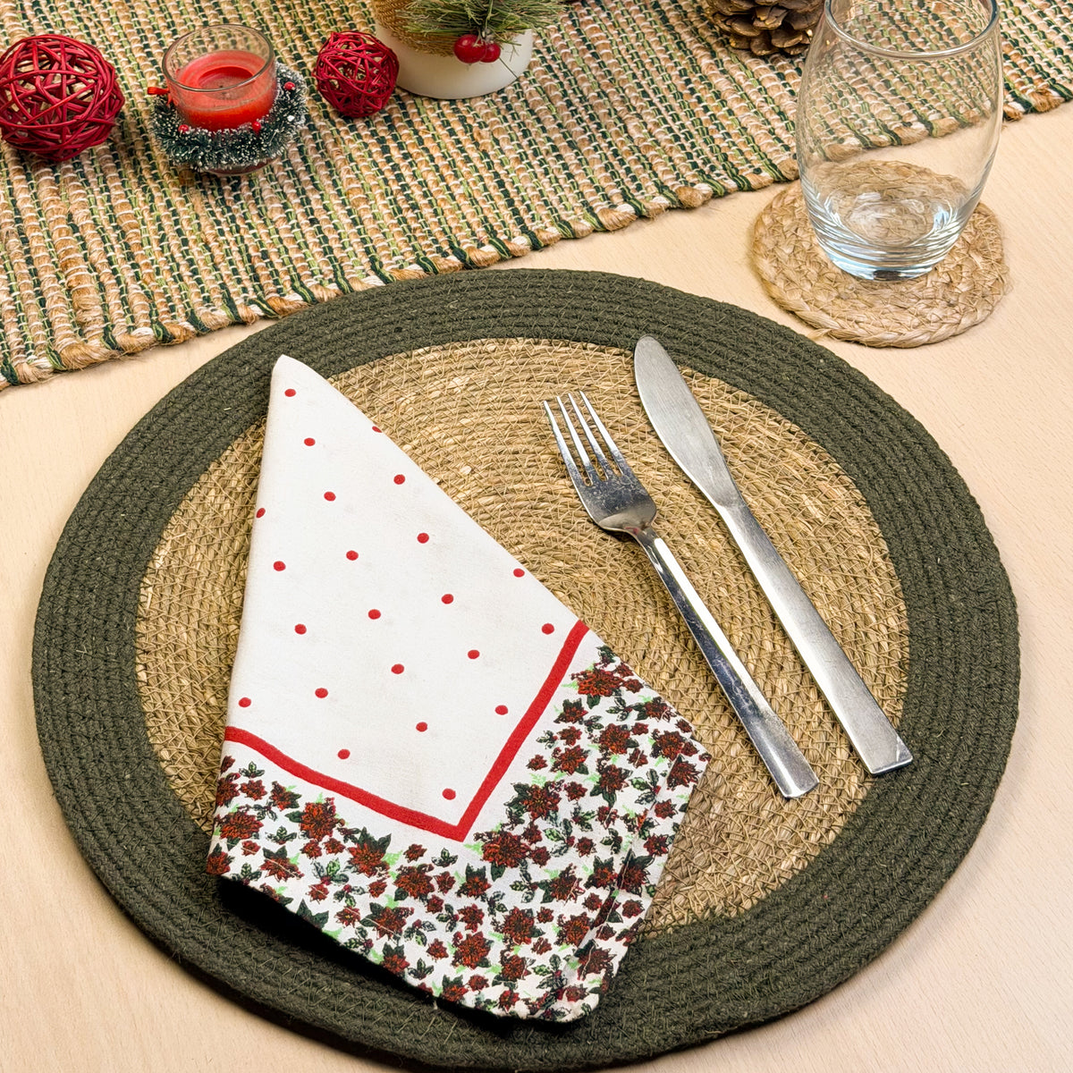 Seagrass Border Placemat Set of 4 - Natural-Green, 14'' Rnd.