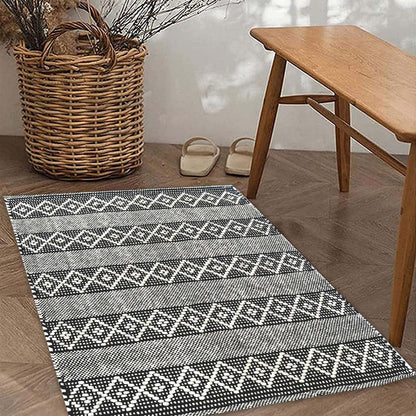 Morocco Rug - Black/Ivory, 2'x3'