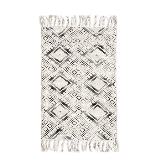 BOHO DIMAOND RUG-IVORY-BLACK-20''x32''.