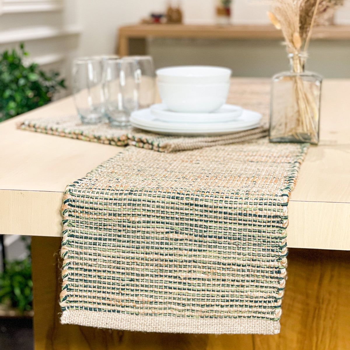 OMBRE TABLE RUNNER, NATURAL-GREEN, 13''x90''.