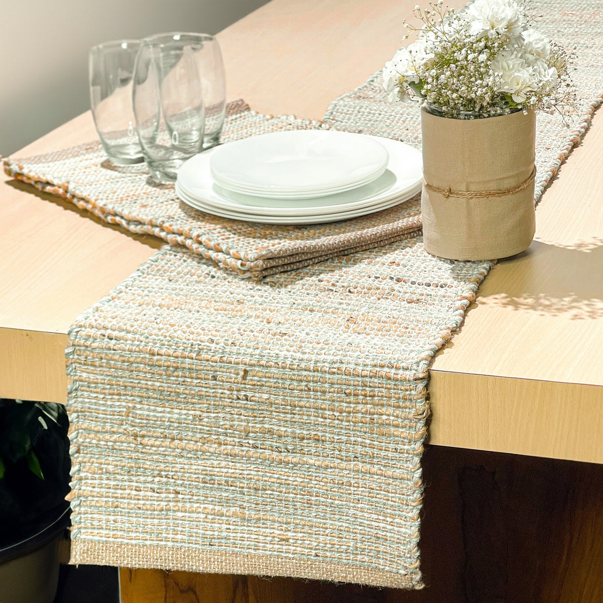 OMBRE TABLE RUNNER, NATURAL-SAGE GREEN-WHITE, 13''x90''.