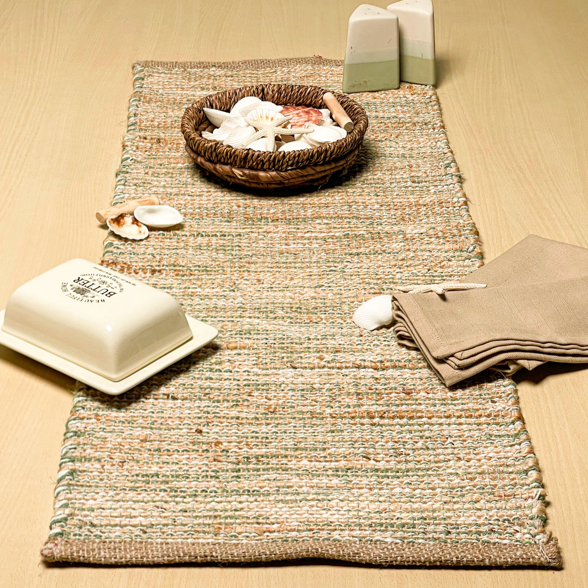 OMBRE TABLE RUNNER, NATURAL-SAGE GREEN-WHITE, 13''x36''.
