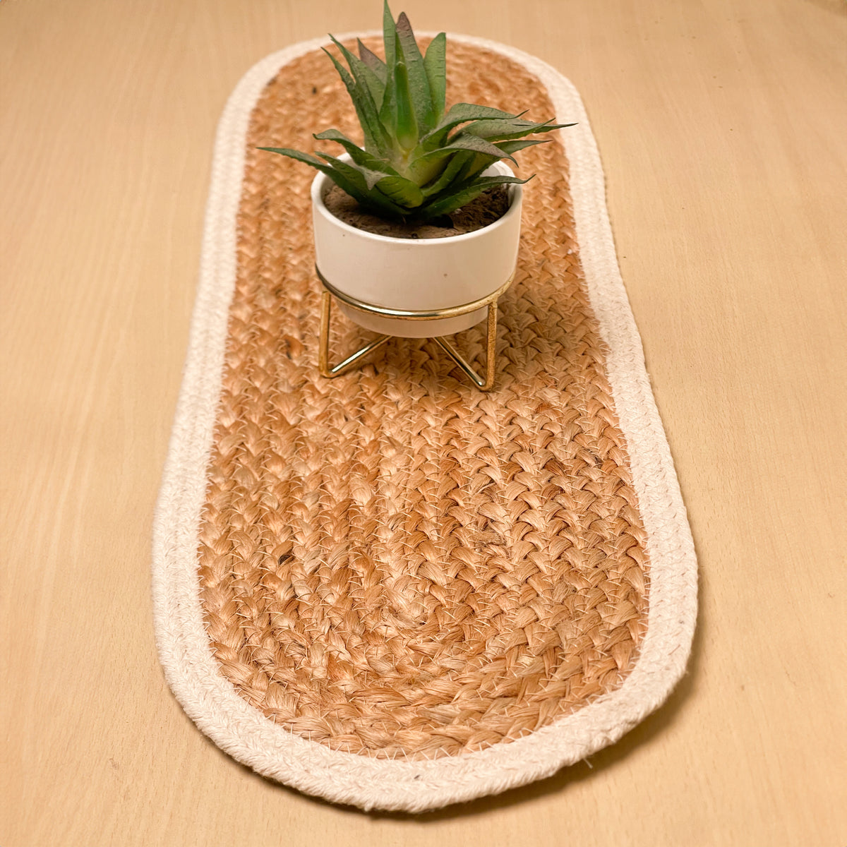 VERONA JUTE BORDER ROUND TABLE RUNNER-NAT-IVORY, 8''x24''