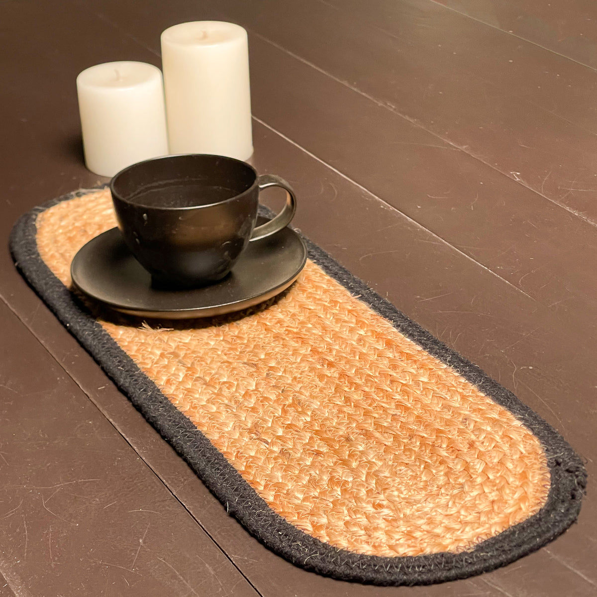 VERONA JUTE BORDER ROUND TABLE RUNNER-NAT-BLACK, 8''x24''