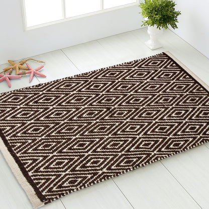 Diamond Rug - Brown/Ivory, 21''x34''